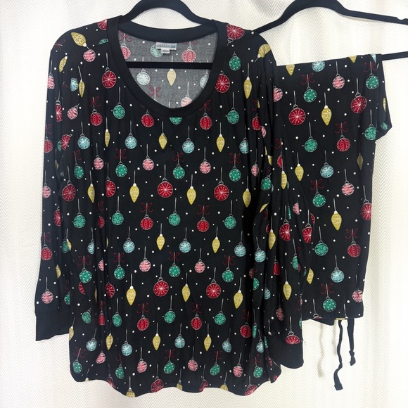 LuLaRoe Asher Long Sleeve Lounge Set Size 2X - Picture 2 of 8